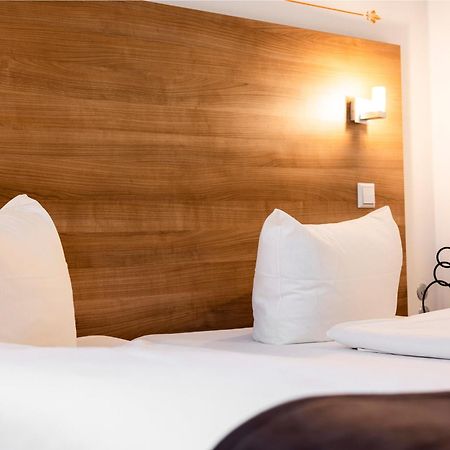 Orange Hotel Und Apartments Новый-Ульм Экстерьер фото