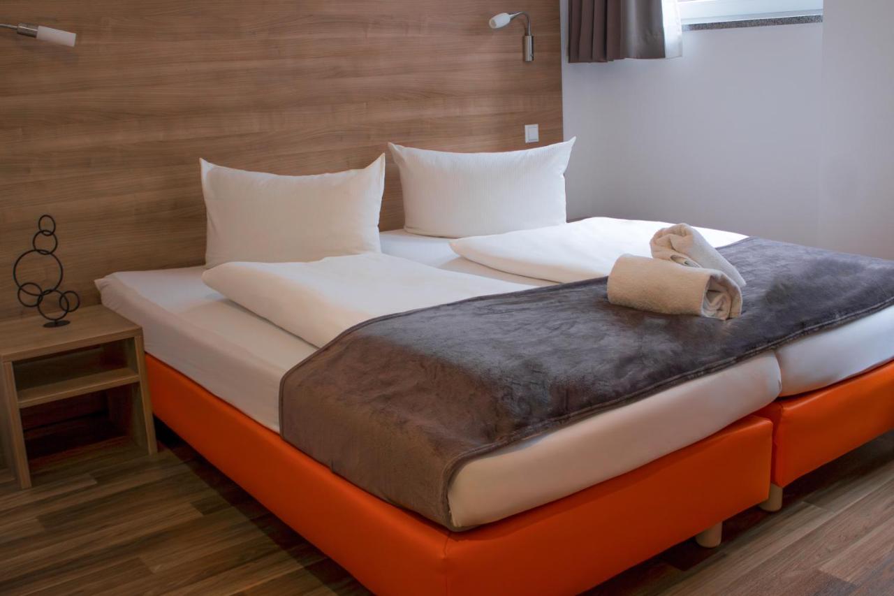 Orange Hotel Und Apartments Новый-Ульм Экстерьер фото